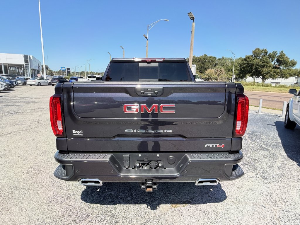 Used 2025 GMC Sierra 1500 AT4 w/ AT4 Premium Package AWD/4WD image 5