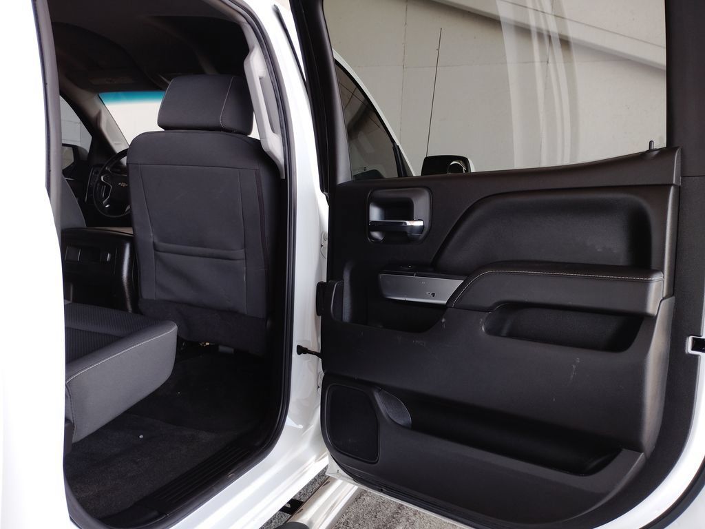 Used 2016 Chevrolet Silverado 2500 LT w/ LT Fleet Plus Package AWD/4WD image 15