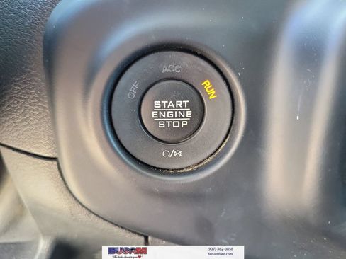 Used 2021 Jeep Wrangler Unlimited Sahara w/ Uconnect 4C Nav & Sound Group AWD/4WD image 24