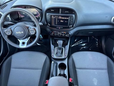 Used 2023 Kia Soul LX w/ Option Group 015 image 15