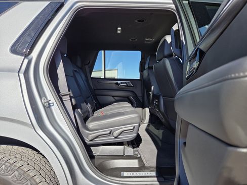 Used 2025 Chevrolet Tahoe Z71 image 18
