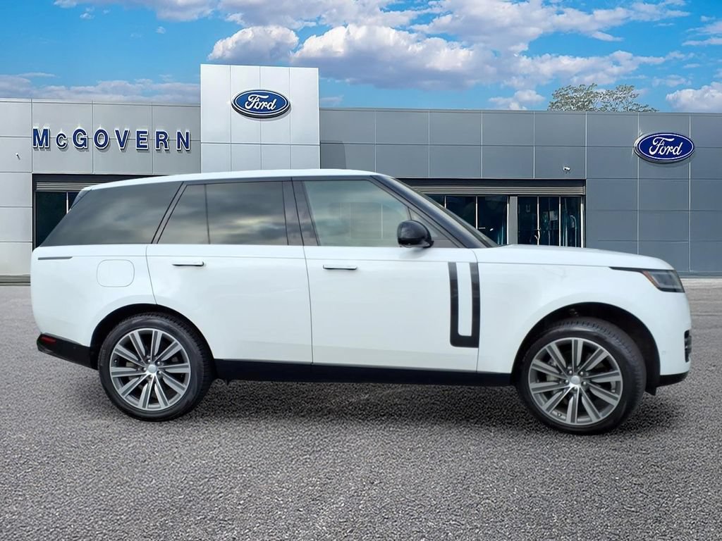 Used 2023 Land Rover Range Rover SE AWD/4WD image 5