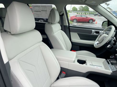 New 2025 Hyundai Santa Fe SEL image 49