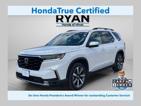 Used 2023 Honda Pilot Touring image 1