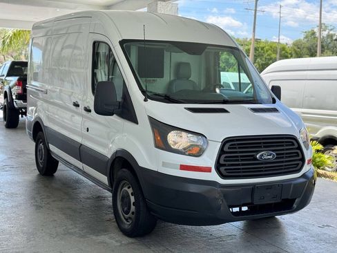 Used 2015 Ford Transit 250 130 Medium Roof RWD image 6