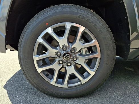 New 2026 Toyota Tundra 1794 Edition AWD/4WD image 4