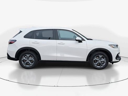 Used 2026 Honda HR-V LX image 8