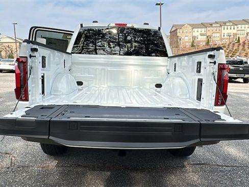 New 2025 Ford F150 King Ranch w/ FX4 Off-Road Package image 18