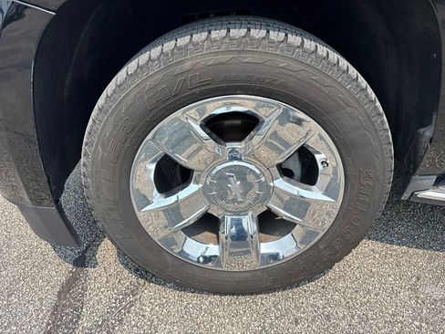 Used 2017 Chevrolet Tahoe Premier AWD/4WD image 15