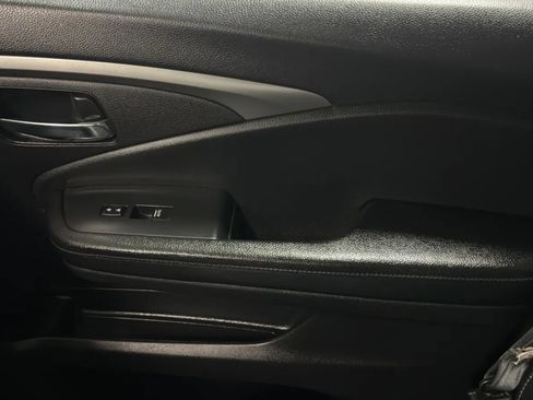 Used 2019 Honda Pilot EX-L image 17