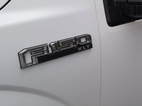 Used 2019 Ford F150 XLT w/ Equipment Group 302A Luxury image 8