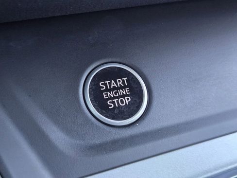 Used 2023 Audi Q3 2.0T Premium Plus w/ Premium Plus Package image 24