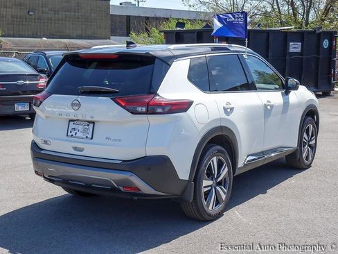 Used 2023 Nissan Rogue SL w/ SL Premium Package image 8