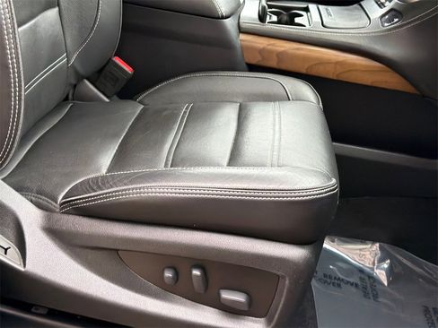 Used 2020 GMC Yukon XL Denali w/ Open Road Package image 15