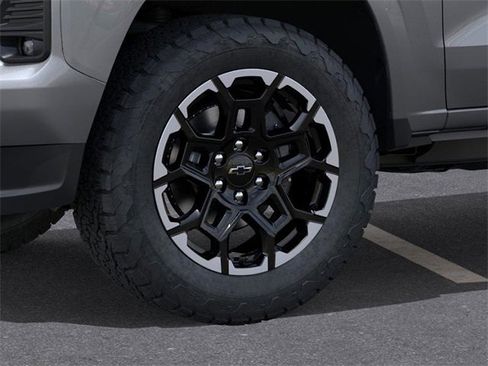 New 2026 Chevrolet Colorado Z71 image 9