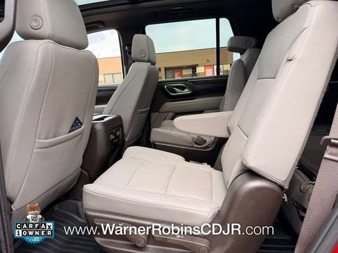 Used 2024 Chevrolet Tahoe Z71 w/ Luxury Package AWD/4WD image 6