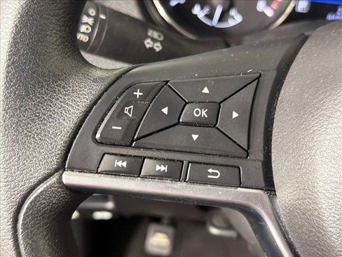 Used 2020 Nissan Rogue Sport S FWD image 24