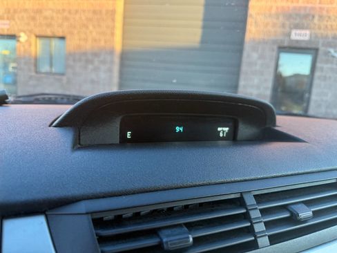 Used 2009 Ford Focus SEL image 14