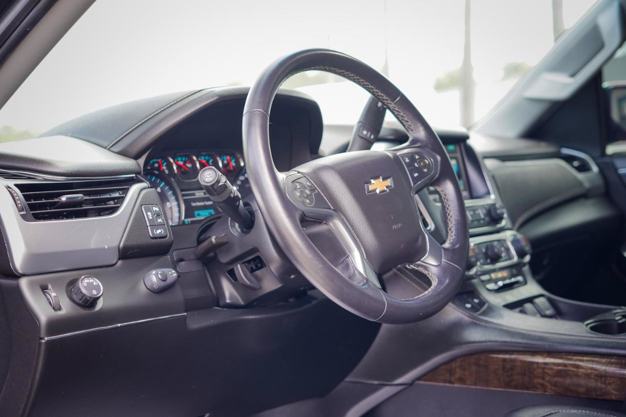 Used 2020 Chevrolet Suburban LT RWD image 7