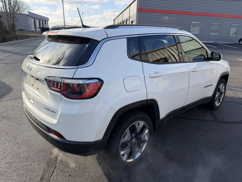 Used 2019 Jeep Compass Limited image 4