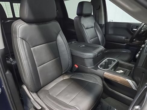 Used 2020 Chevrolet Silverado 1500 LT Trail Boss AWD/4WD image 14