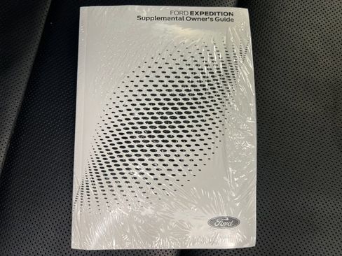 Used 2025 Ford Expedition Platinum image 32