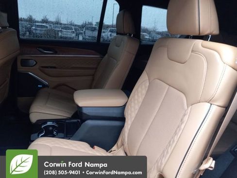 Used 2024 Jeep Grand Cherokee L Summit image 24