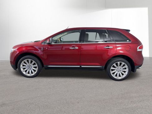 Used 2013 Lincoln MKX AWD image 26