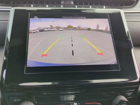 Used 2024 Jeep Grand Cherokee Laredo X image 17