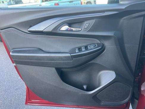 Used 2023 Chevrolet TrailBlazer RS w/ Convenience Package image 19