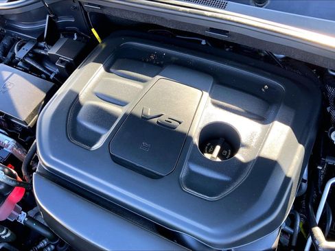 Used 2021 Jeep Grand Cherokee Laredo X image 29