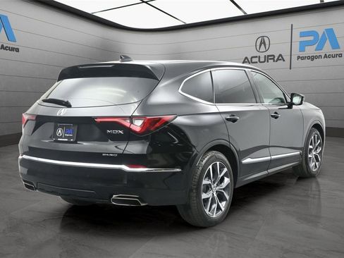 Used 2023 Acura MDX SH-AWD w/ Technology Package image 28