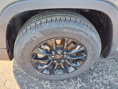 Used 2023 Jeep Cherokee Altitude Lux image 35