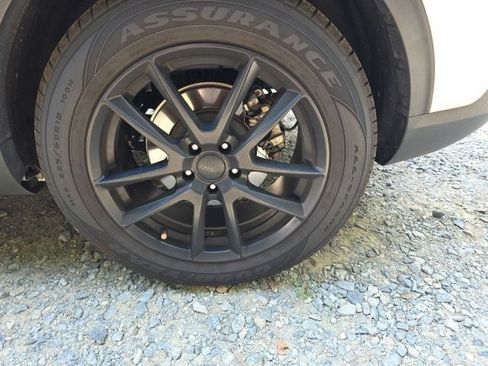 Used 2020 Ford Escape SEL FWD image 11