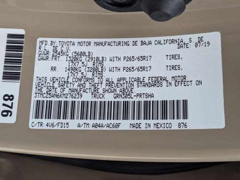Used 2019 Toyota Tacoma TRD Sport AWD/4WD image 31