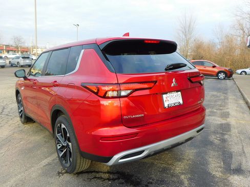 New 2025 Mitsubishi Outlander SE image 5