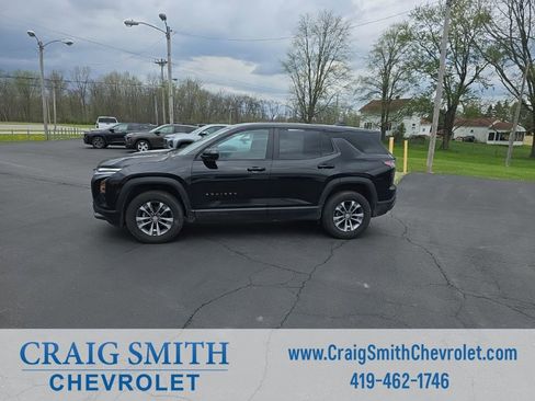 Used 2025 Chevrolet Equinox LT image 3