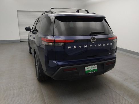 Used 2022 Nissan Pathfinder SV image 6