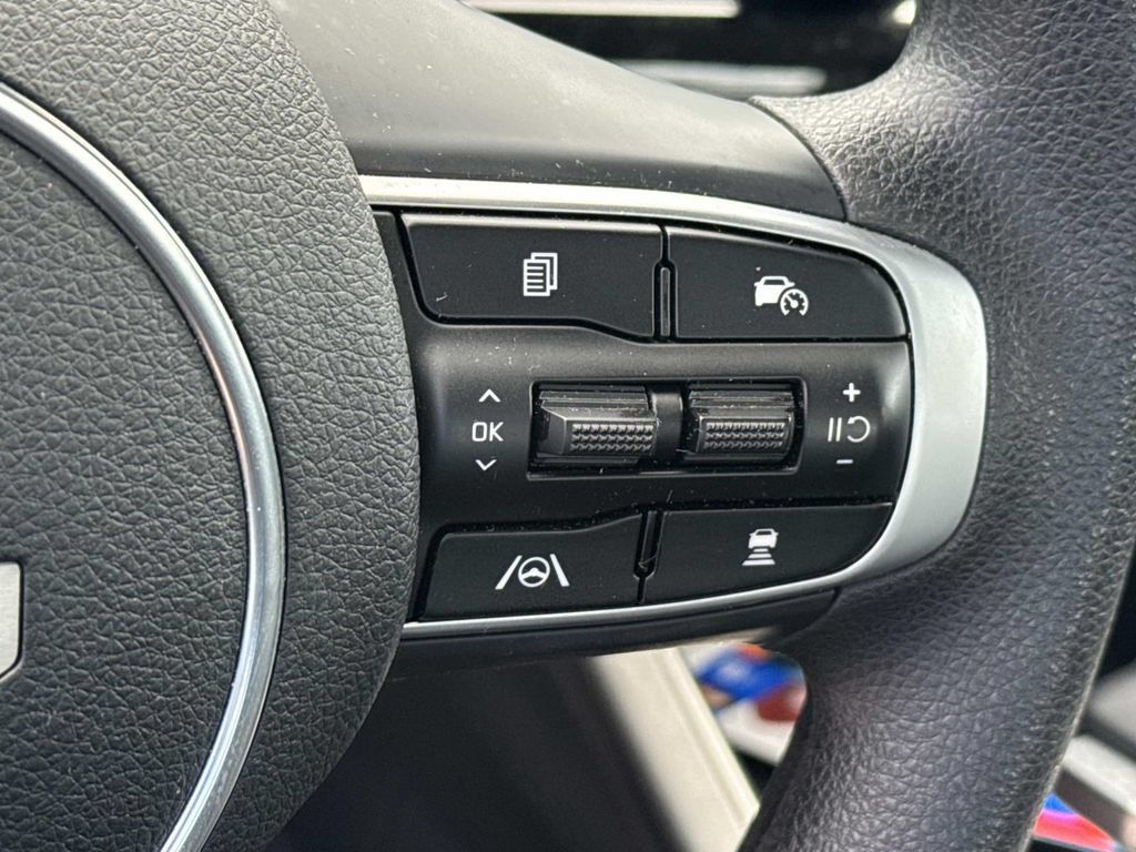 Certified 2026 Kia K5 LXS FWD image 29