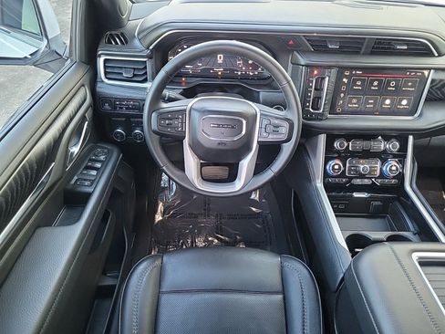 Used 2023 GMC Yukon Denali w/ Max Trailering Package image 15