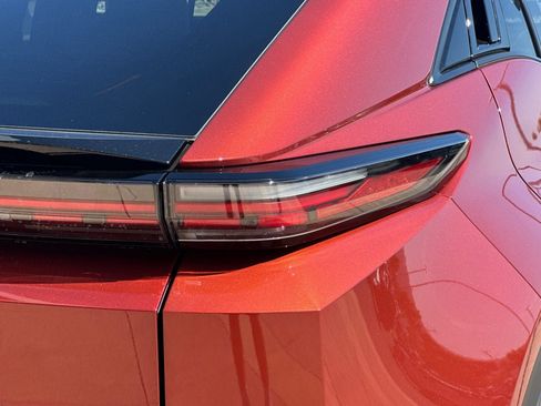New 2026 Toyota C-HR AWD/4WD image 32