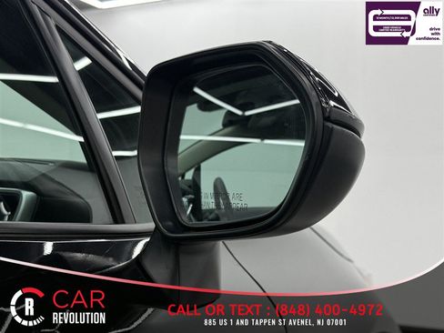 Used 2023 Toyota Corolla LE FWD image 40