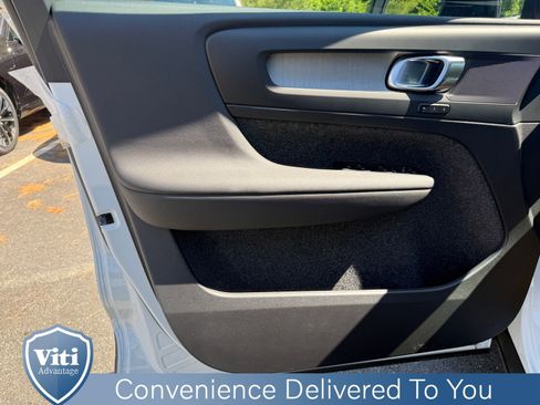 New 2026 Volvo XC40 B5 Plus w/ Climate Package AWD/4WD image 11