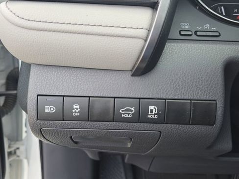 Used 2023 Toyota Camry SE FWD image 25