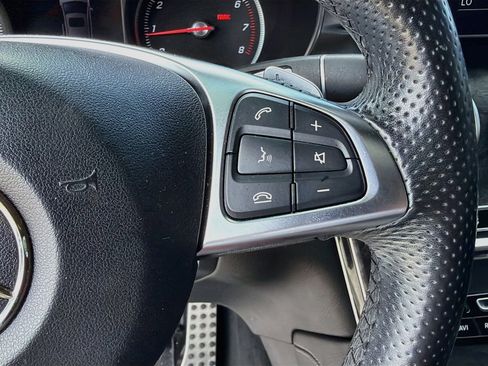 Used 2018 Mercedes-Benz GLC 300 4MATIC Coupe image 38