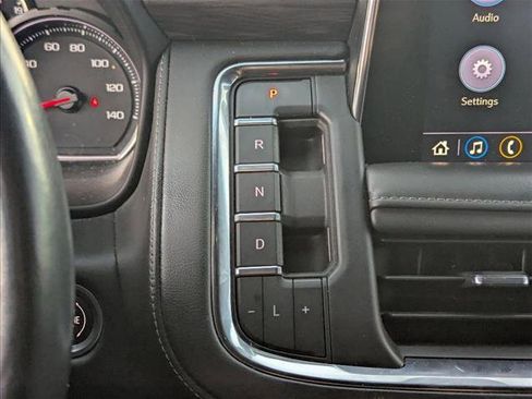 Used 2021 Chevrolet Tahoe Z71 w/ Luxury Package image 13