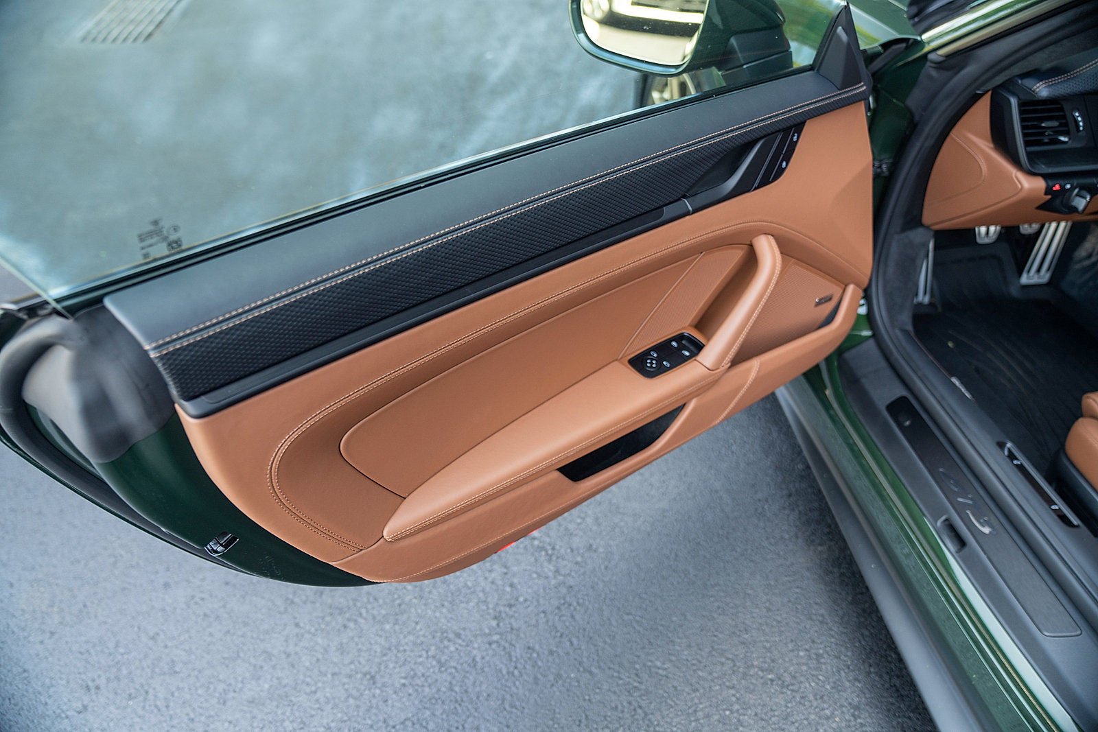 Certified 2026 Porsche 911 GT3 RWD image 18
