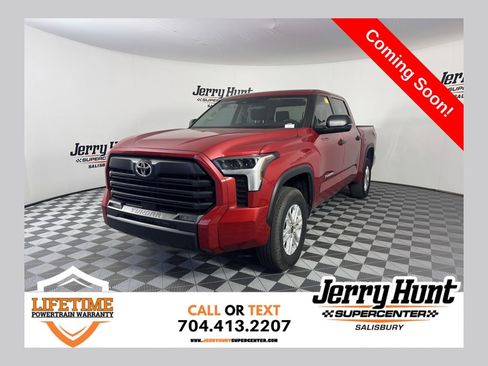 Used 2024 Toyota Tundra SR5 image 1
