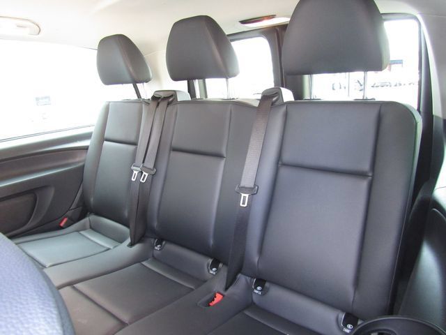Used 2023 Mercedes-Benz Metris Passenger image 17