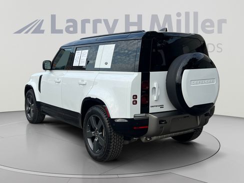 Used 2023 Land Rover Defender 110 X-Dynamic SE AWD/4WD image 3